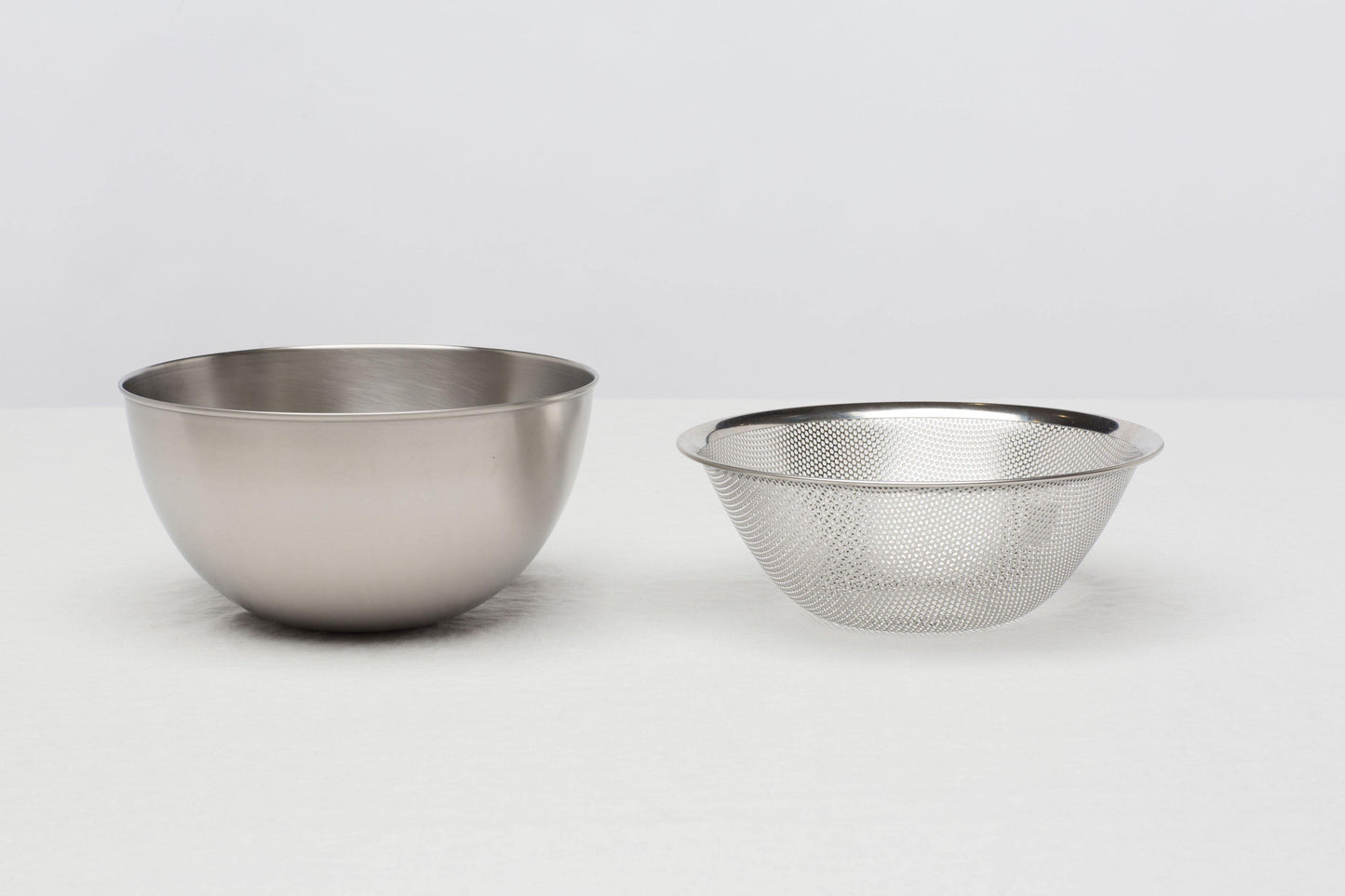 柳宗理 パンチングストレーナー / Strainer 23cm - CIBI TOKYO STORE