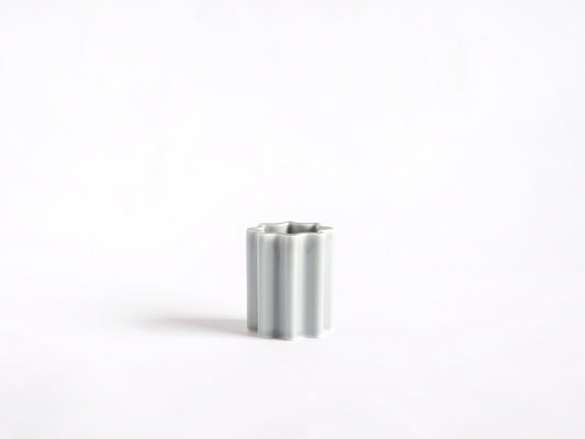 白山陶器 ピニオン花瓶 (SS) / Pinion Vase - CIBI TOKYO STORE