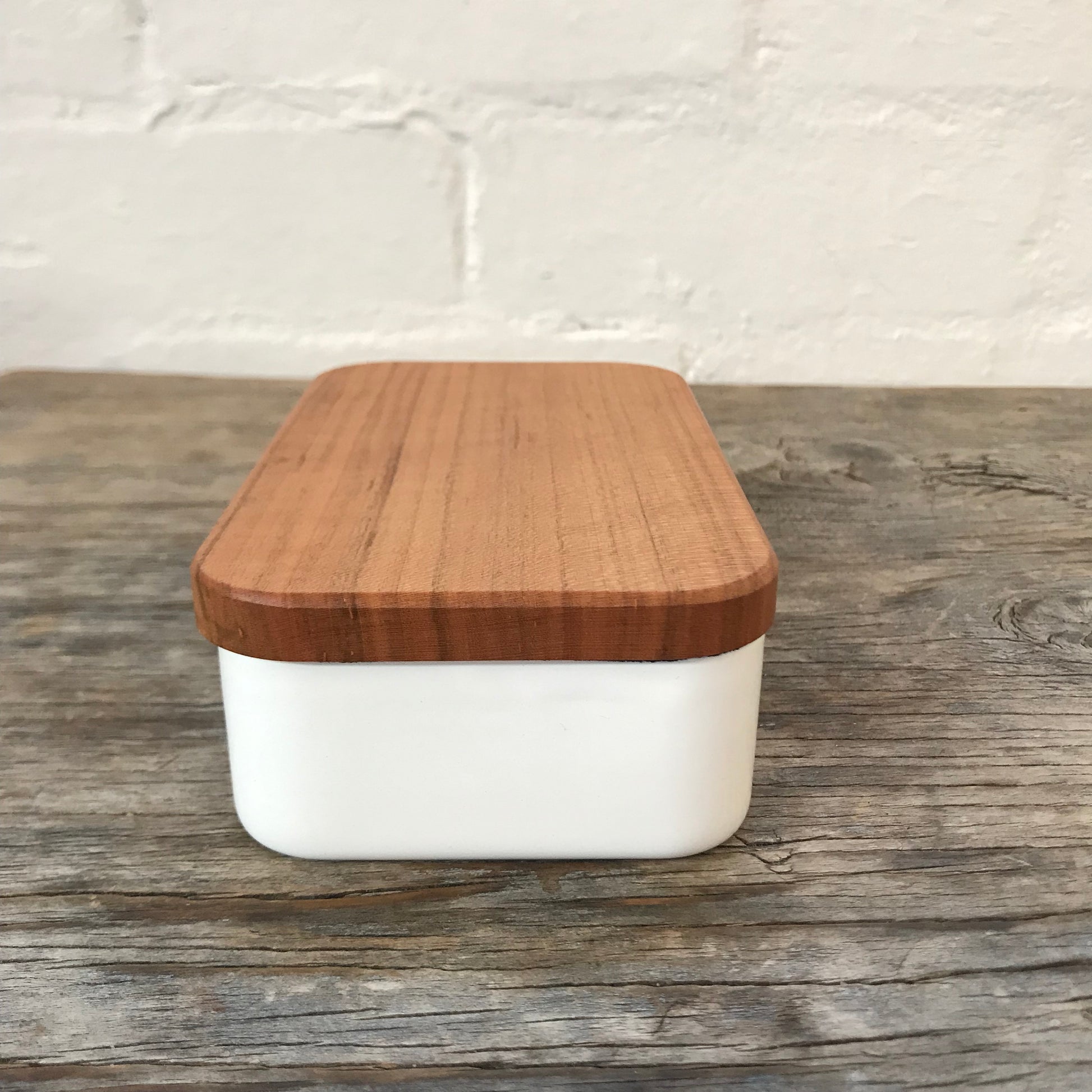 Noda Horo enamel butter case M, white ceramic container with lid, designed for storing butter, featuring a smooth, glossy finish.