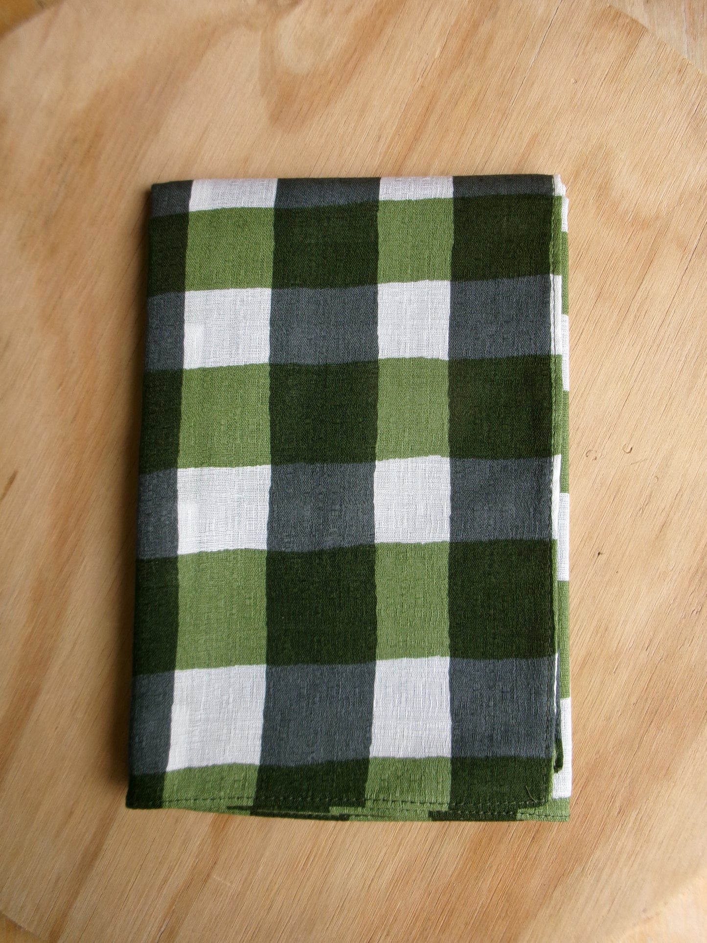 Fuwa-ri cotton furoshiki in medium size with Benkei stripe pattern by Kamawanu, showcasing traditional Japanese wrapping cloth design.