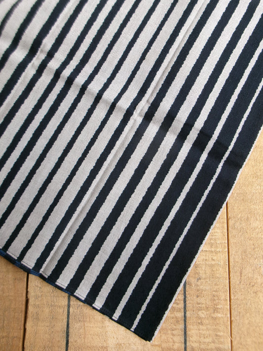Fuwari cotton furoshiki with striped pattern by Kamawanu, medium size for wrapping and gift wrapping.