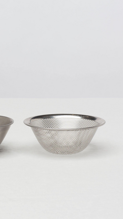 柳宗理 パンチングストレーナー / Strainer 16cm - CIBI TOKYO STORE